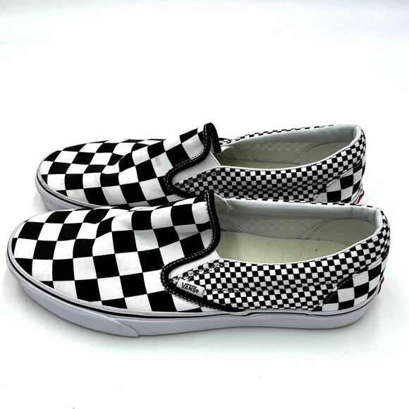 Vans Checkerboard Slip-On Men's Size 12 Black/White Pre-Owned by NFL Zay Jones
